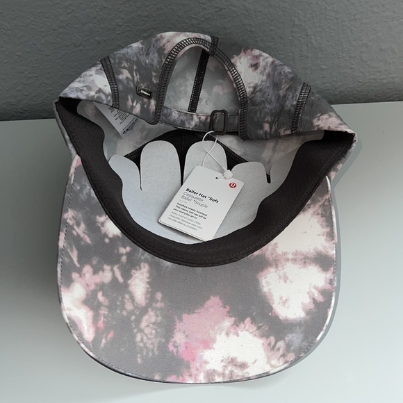 Baller Hat *Soft IIBM ONE SIZE. Grey, pink, & white tie dye hat Lululemon - Picture 7 of 8